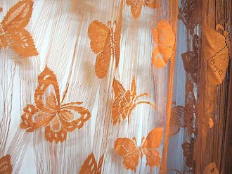 Терракотовая штора-сетка с бабочками